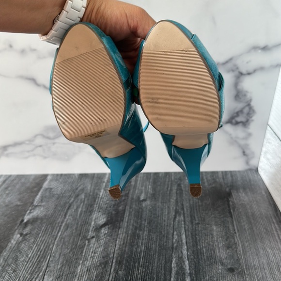 Turquoise platform heels size 5.5 - Picture 4 of 6